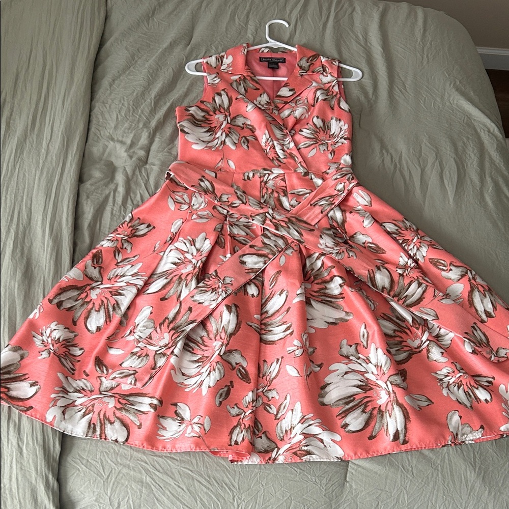 Jessica Howard Coral Floral Dress